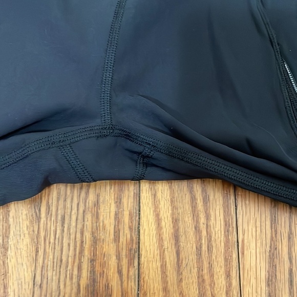 Lululemon Run Off Route Mid Rise Crop 21" Black size 4 running preppy gym - Picture 6 of 8